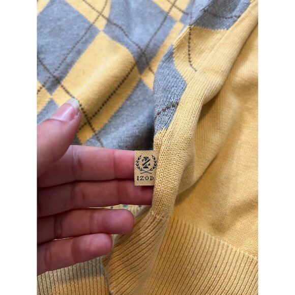 Izod Mens Sleeveless Argyle Sweater Vest Yellow Gray Size L Classic Preppy Knit - Picture 5 of 10
